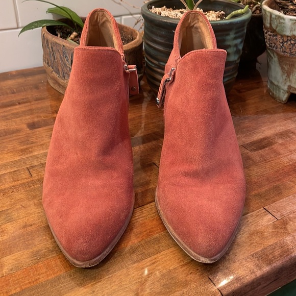 Frye Boots - Picture 4 of 8